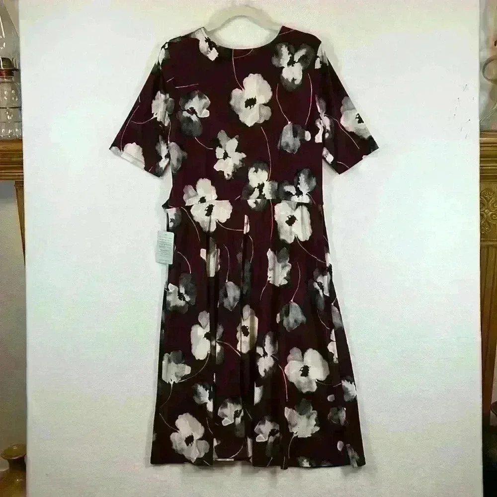 London Times Women’s Dress Size 14 Purple /Grays Floral Midi NWOT - Picture 3 of 9